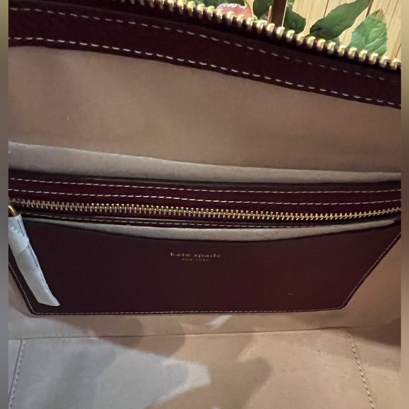 Kate Spade 2 Way Handbag/Crossbody with Dust-bag & Strap - Picture 8 of 11